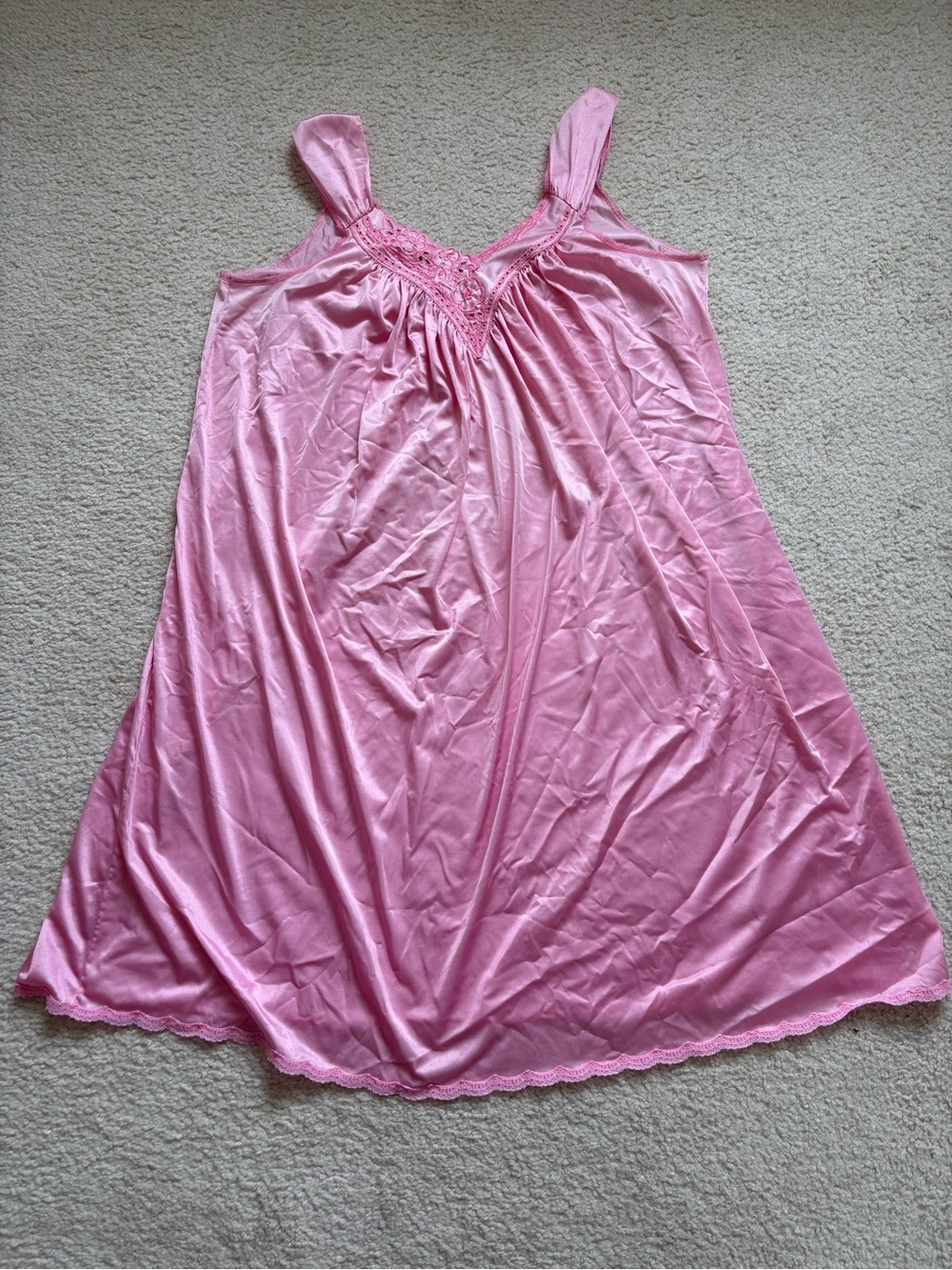 Vintage Vanity Fair pink embroidered sleeveless nightgown slip sz M babydoll